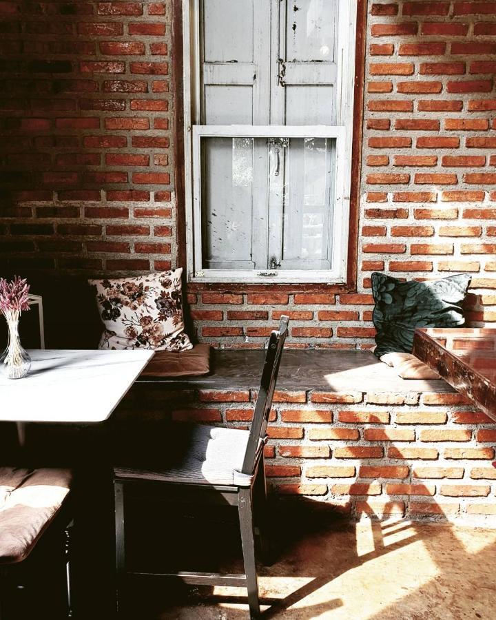 Baan Mae Khian Riverside Homestay Phra Nakhon Si Ayutthaya Buitenkant foto