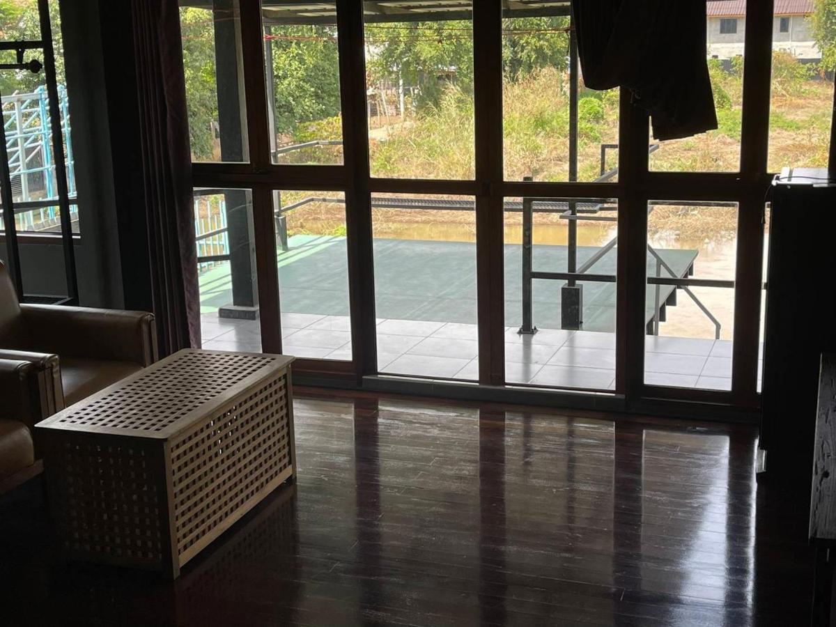Baan Mae Khian Riverside Homestay Phra Nakhon Si Ayutthaya Buitenkant foto