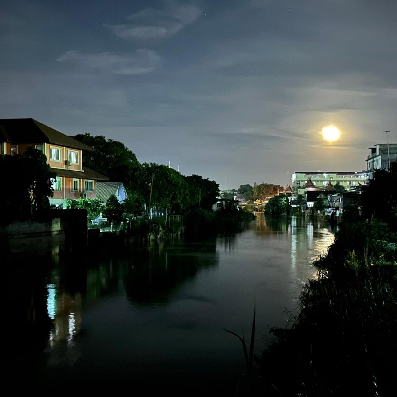 Baan Mae Khian Riverside Homestay Phra Nakhon Si Ayutthaya Buitenkant foto