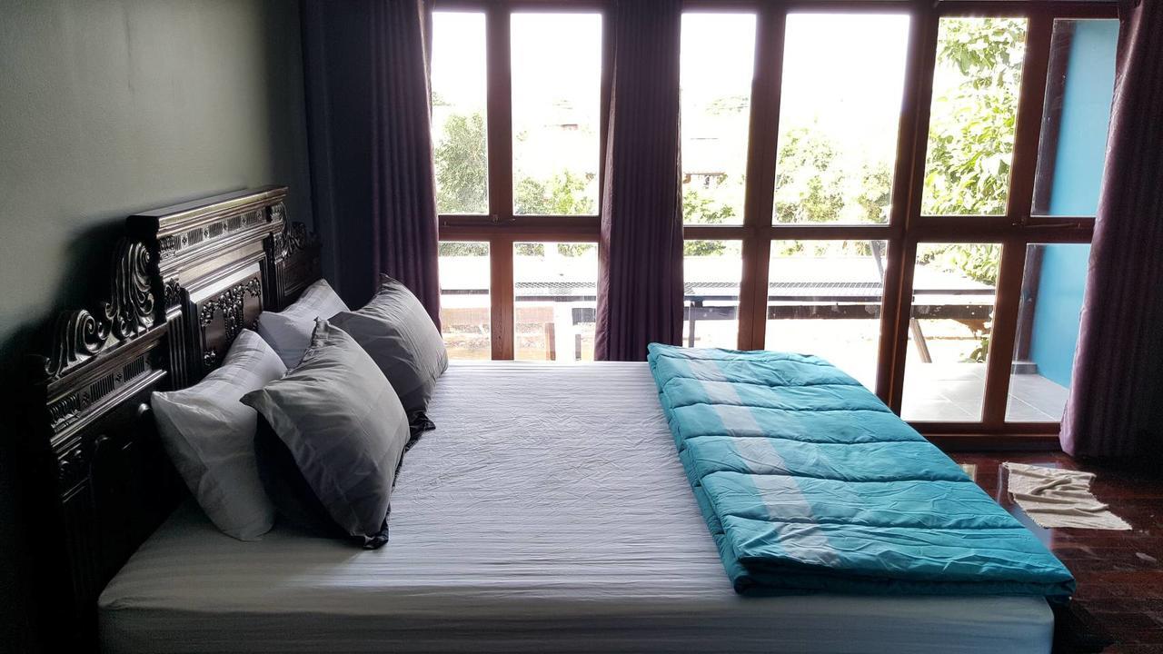 Baan Mae Khian Riverside Homestay Phra Nakhon Si Ayutthaya Buitenkant foto