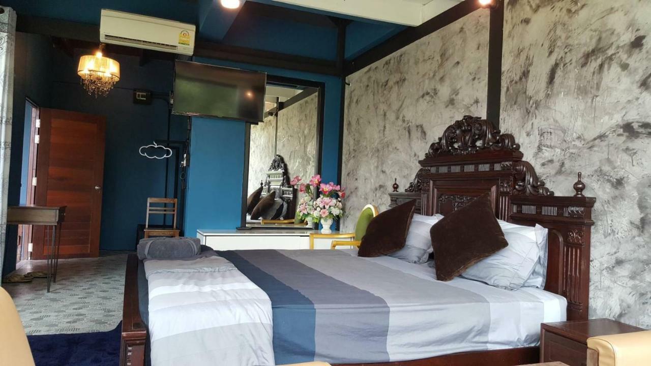Baan Mae Khian Riverside Homestay Phra Nakhon Si Ayutthaya Buitenkant foto